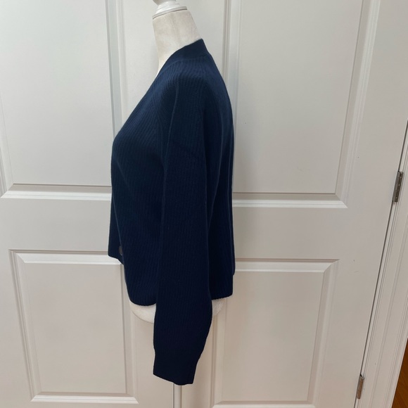 CROPPED FISHERMAN CASHMERE CARDIGAN FROM NAKEDCASHMERE - Picture 8 of 12